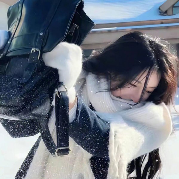 飞哥与小佛：超时空之谜
